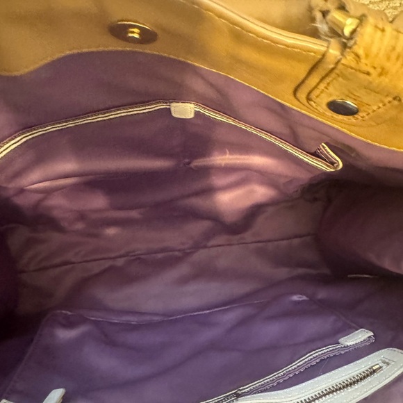 Henri Bendel Bag - Picture 6 of 12